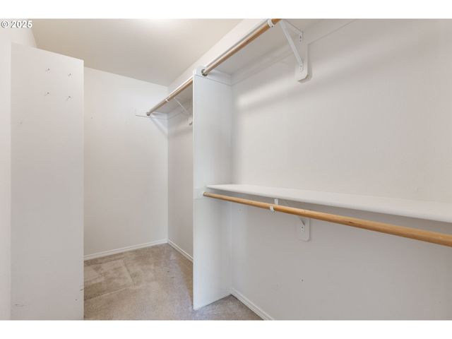 3 SHADY OAK Ln, North Bonneville, WA 98639