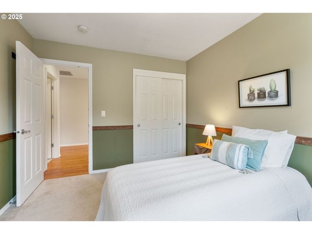 3 SHADY OAK Ln, North Bonneville, WA 98639