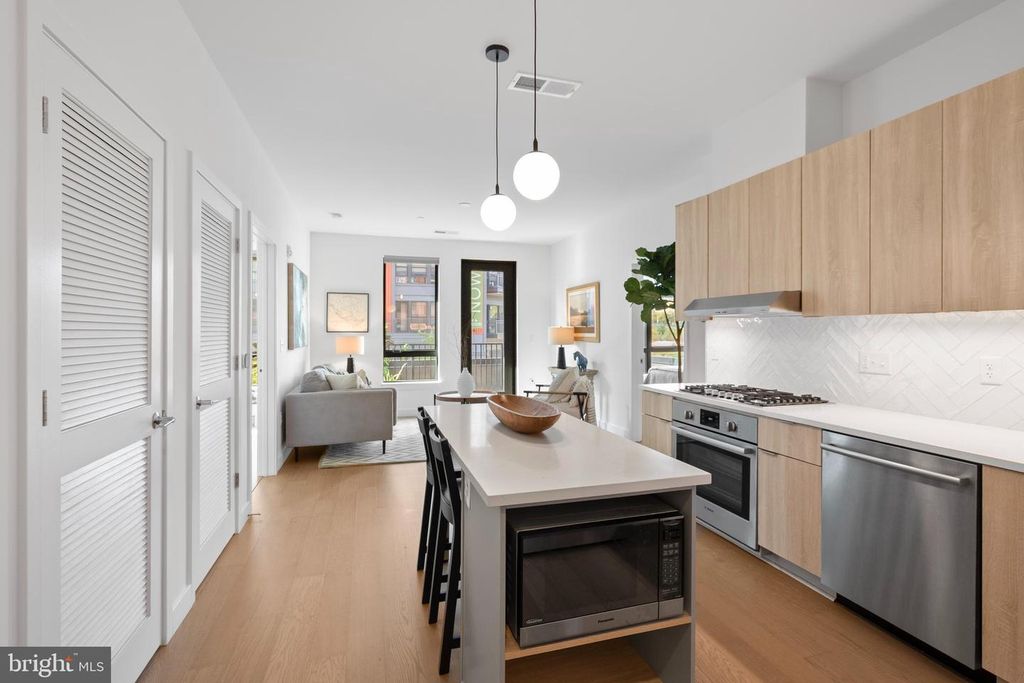 Image 4 of property listing at 7175 12TH ST NW #214, Washington, DC 20012