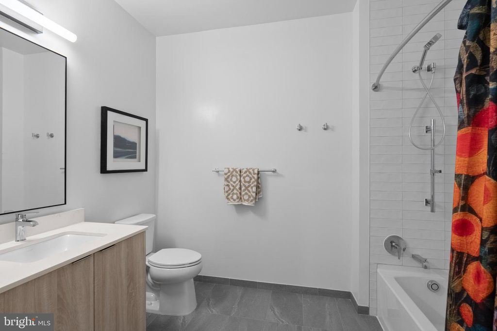 Image 9 of property listing at 7175 12TH ST NW #214, Washington, DC 20012