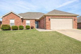 312 Sandlewood Drive, Benton, AR 72015