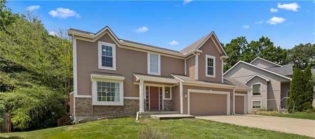 2332 S 24th Street, Leavenworth, KS 66048