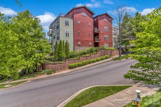 400 Skyloft Drive 102, Asheville, NC 28801