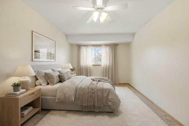 2305 E 122nd Street, Burnsville, MN 55337