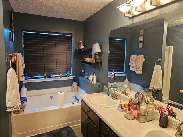 3536 Stonefield Court, Rex, GA 30273