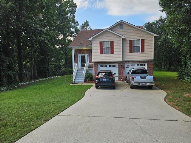 3536 Stonefield Court, Rex, GA 30273
