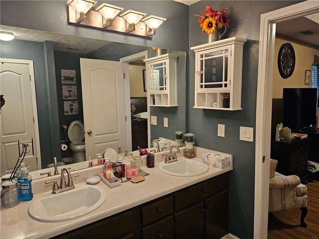 3536 Stonefield Court, Rex, GA 30273