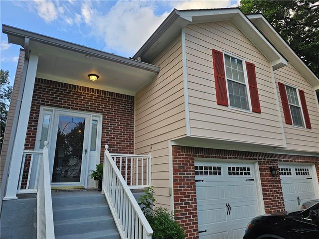 3536 Stonefield Court, Rex, GA 30273