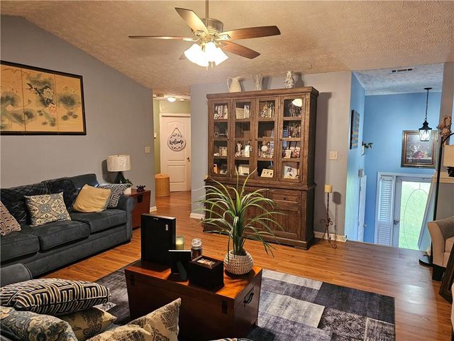 3536 Stonefield Court, Rex, GA 30273