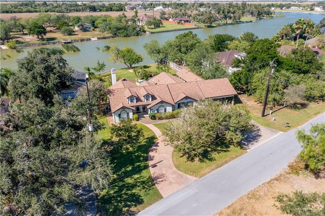 1911 Lion Lake Drive, Progreso Lakes, TX 78596