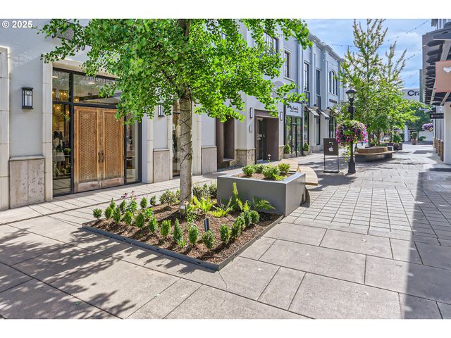 9150 Sw VERMILLION Dr, Tualatin, OR 97062