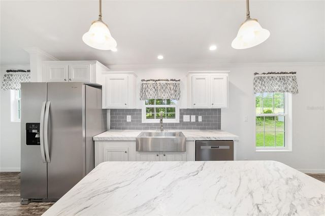 9715 SW 30TH TERRACE, Ocala, FL 34476