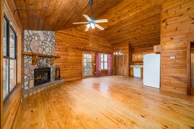 2515 Camp Branch Road, Ellijay, GA 30540