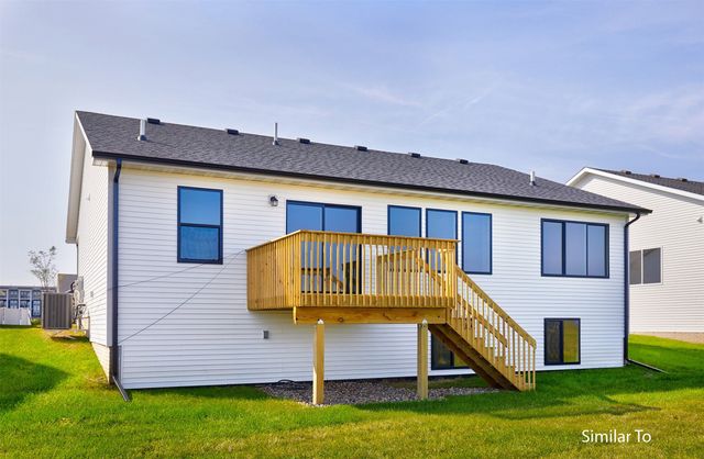 3013 Myron Street, Norwalk, IA 50211