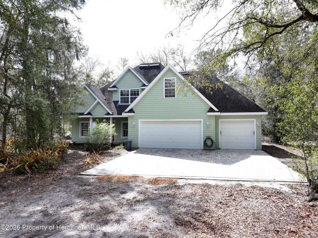 23305 June Bug Trail, Brooksville, FL 34602