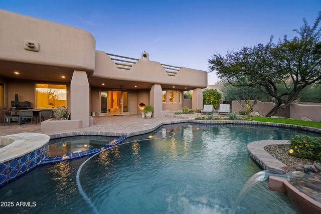 10947 E SUTHERLAND Way, Scottsdale, AZ 85262