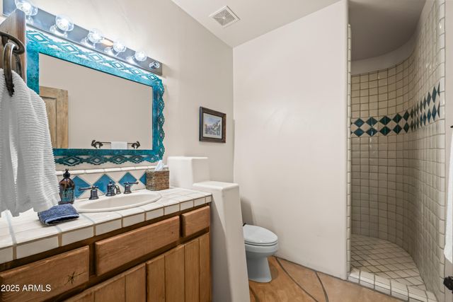 10947 E SUTHERLAND Way, Scottsdale, AZ 85262