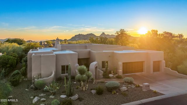 10947 E SUTHERLAND Way, Scottsdale, AZ 85262