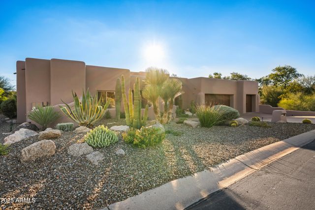 10947 E SUTHERLAND Way, Scottsdale, AZ 85262