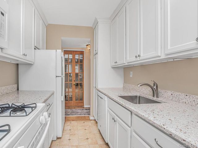 415 Gramatan Avenue 1C, Mount Vernon, NY 10552