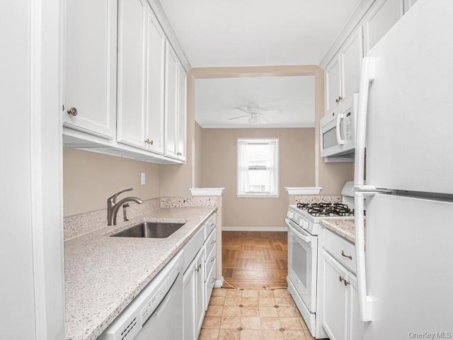 415 Gramatan Avenue 1C, Mount Vernon, NY 10552