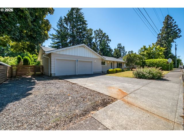 840 CLARMOUNT St Nw, Salem, OR 97304