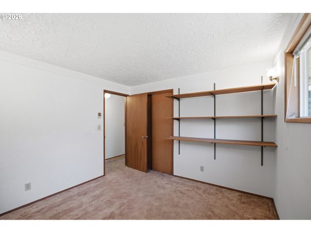 840 CLARMOUNT St Nw, Salem, OR 97304