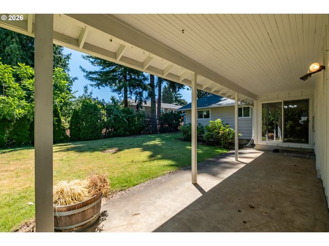 840 CLARMOUNT St Nw, Salem, OR 97304