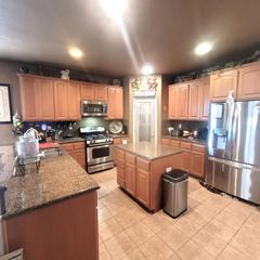4133 Oak Valley Way, Stockton, CA 95205