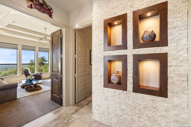 531 COPPER CRST, New Braunfels, TX 78132