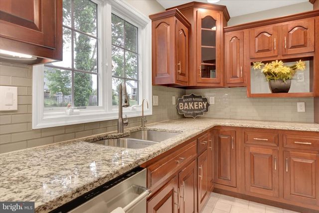 1315 CARRIAGE HOUSE RD, Middletown, PA 17057