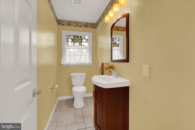 1315 CARRIAGE HOUSE RD, Middletown, PA 17057
