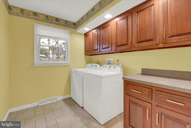 1315 CARRIAGE HOUSE RD, Middletown, PA 17057