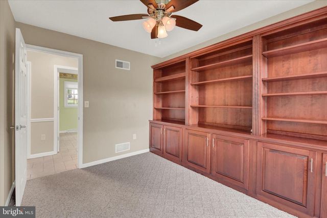 1315 CARRIAGE HOUSE RD, Middletown, PA 17057