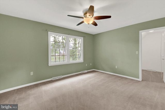 1315 CARRIAGE HOUSE RD, Middletown, PA 17057