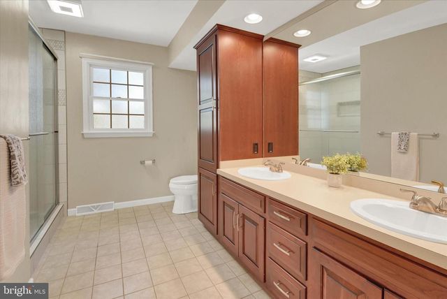1315 CARRIAGE HOUSE RD, Middletown, PA 17057