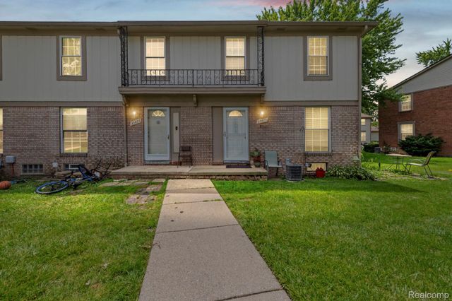 35479 Turner Drive 231, Sterling Heights, MI 48312