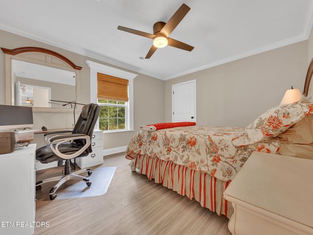 221 Sand Hills Drive, Maryville, TN 37801
