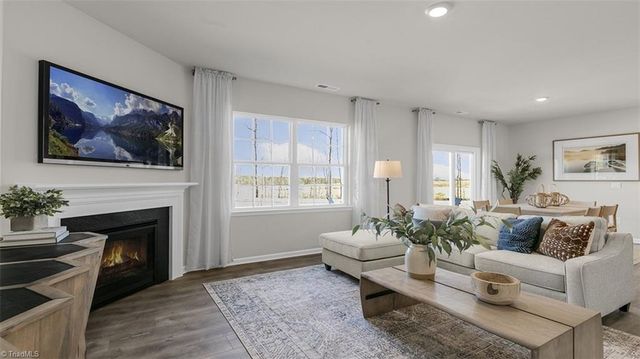 497 Lisa Lane, Winston-salem, NC 27107