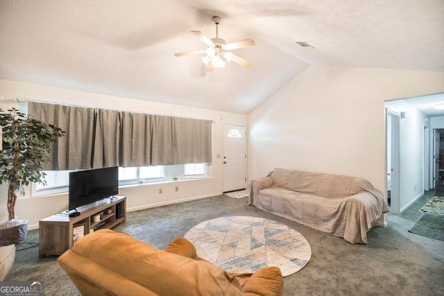 904 Robinhood Road, Dublin, GA 31021
