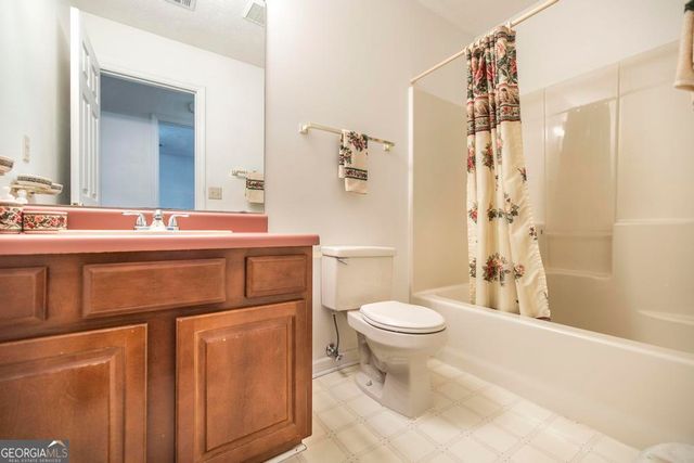 904 Robinhood Road, Dublin, GA 31021
