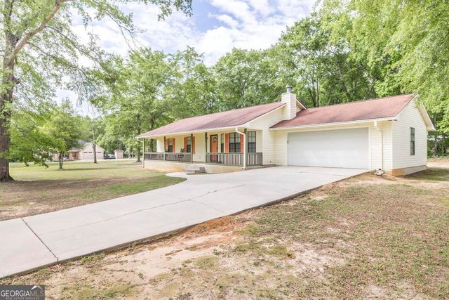 904 Robinhood Road, Dublin, GA 31021