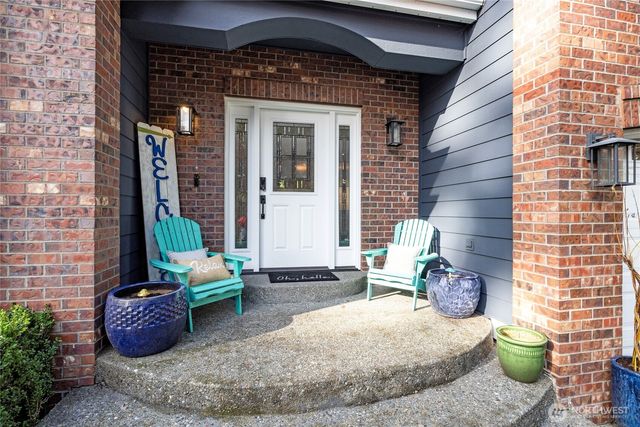 720 62nd Avenue NE, Tacoma, WA 98422