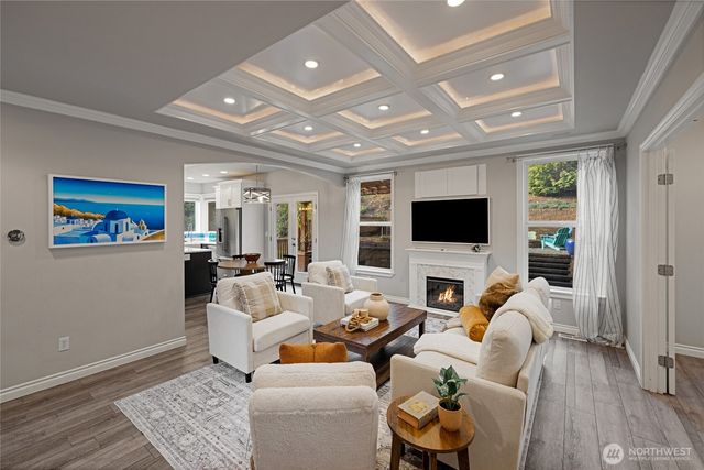 720 62nd Avenue NE, Tacoma, WA 98422