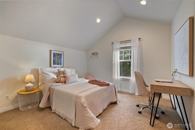 720 62nd Avenue NE, Tacoma, WA 98422