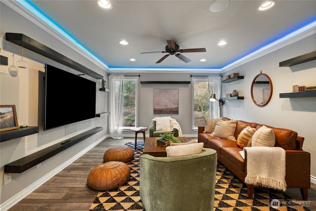 720 62nd Avenue NE, Tacoma, WA 98422