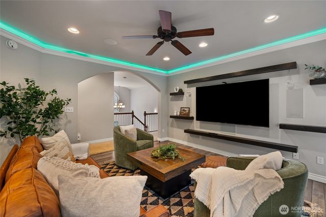 720 62nd Avenue NE, Tacoma, WA 98422