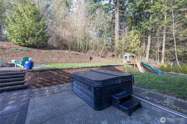 720 62nd Avenue NE, Tacoma, WA 98422