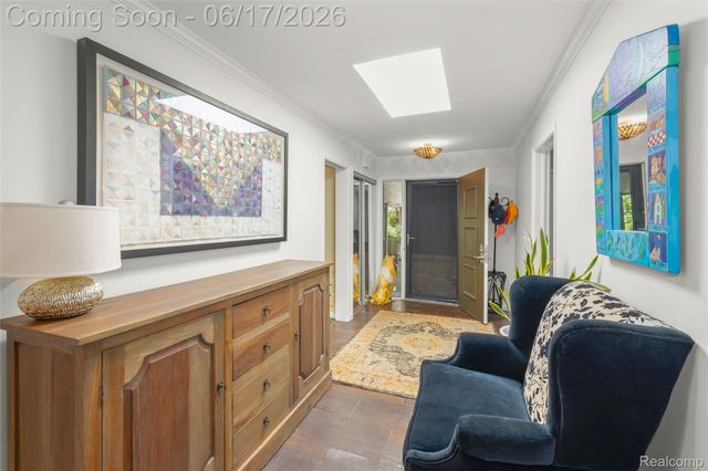 3709 Wabeek Lake Drive W, Bloomfield Hills, MI 48302