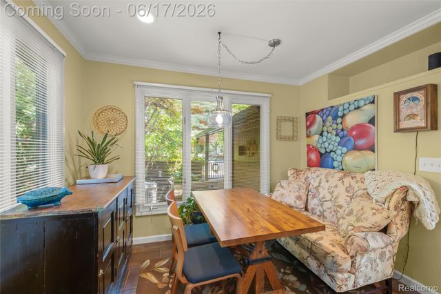 3709 Wabeek Lake Drive W, Bloomfield Hills, MI 48302